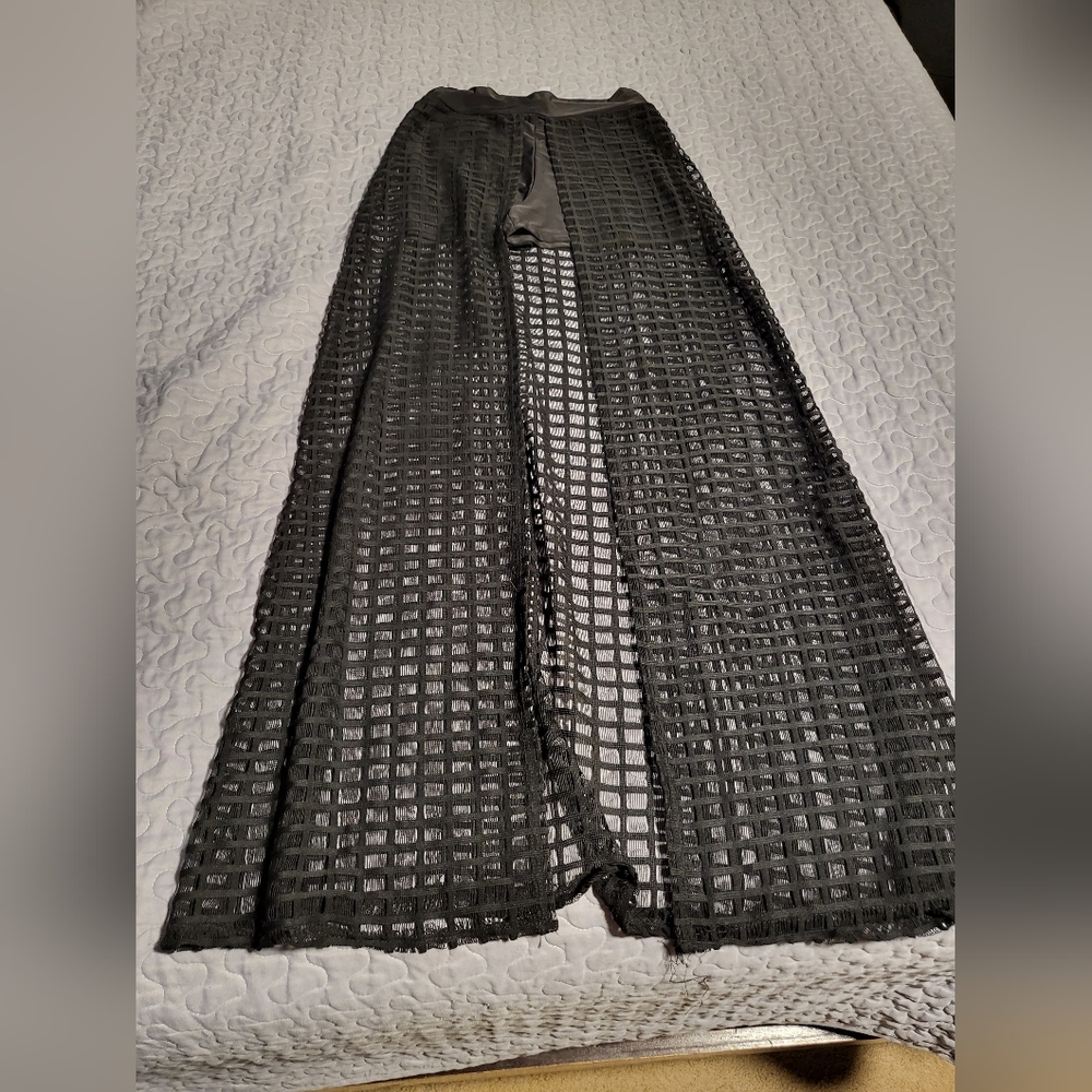 Netted skirt